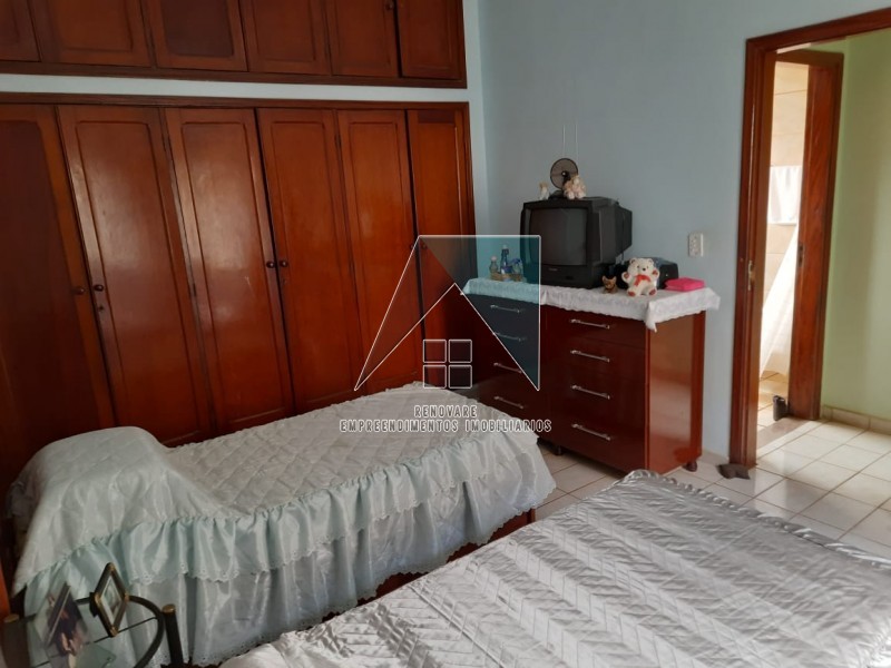 Casa à venda com 4 quartos, 170m² - Foto 15