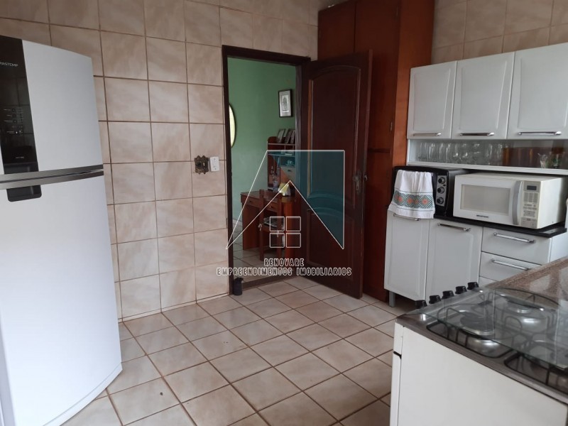 Casa à venda com 4 quartos, 170m² - Foto 8