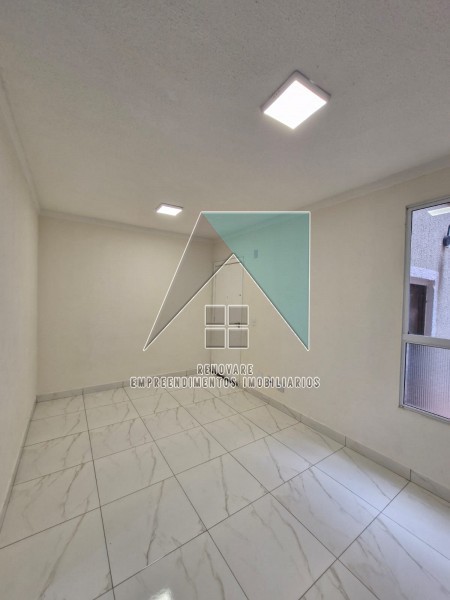 Apartamento à venda com 2 quartos, 42m² - Foto 11