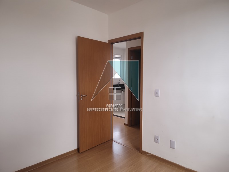 Apartamento à venda e aluguel com 2 quartos, 41m² - Foto 2