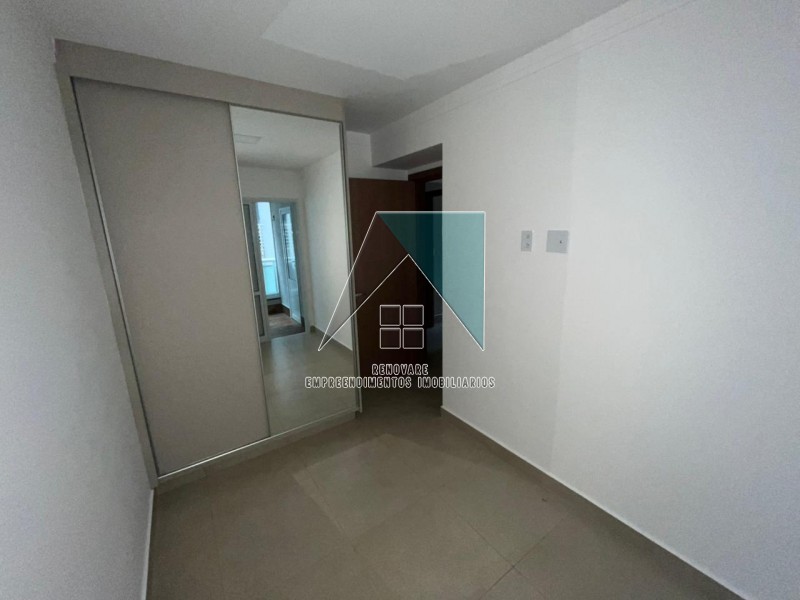 Apartamento para alugar com 3 quartos, 93m² - Foto 2